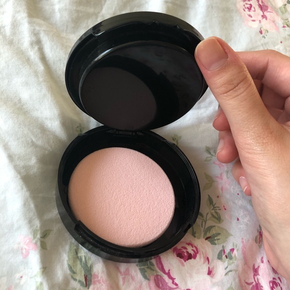 Too Faced | Makeup | Too Faced Foundation Powder | Poshmark